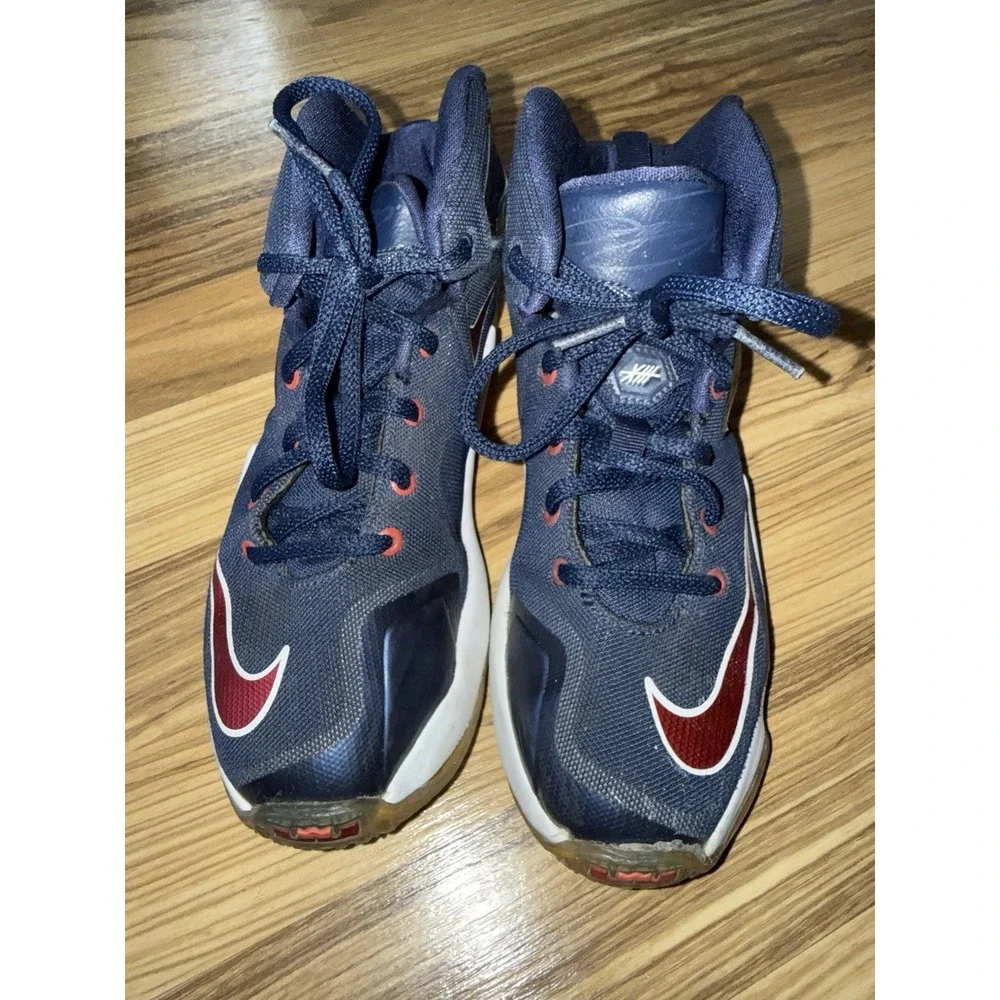 Nike LeBron 13 USA Shoes Size‎ 2Y 2 Kids Youth Boys Red White Blue